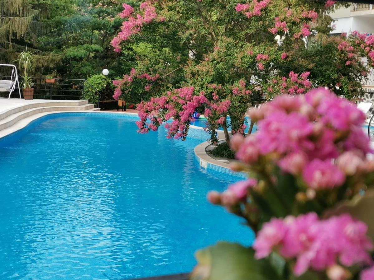 גולדן סנדס Park Hotel Briz מראה חיצוני תמונה