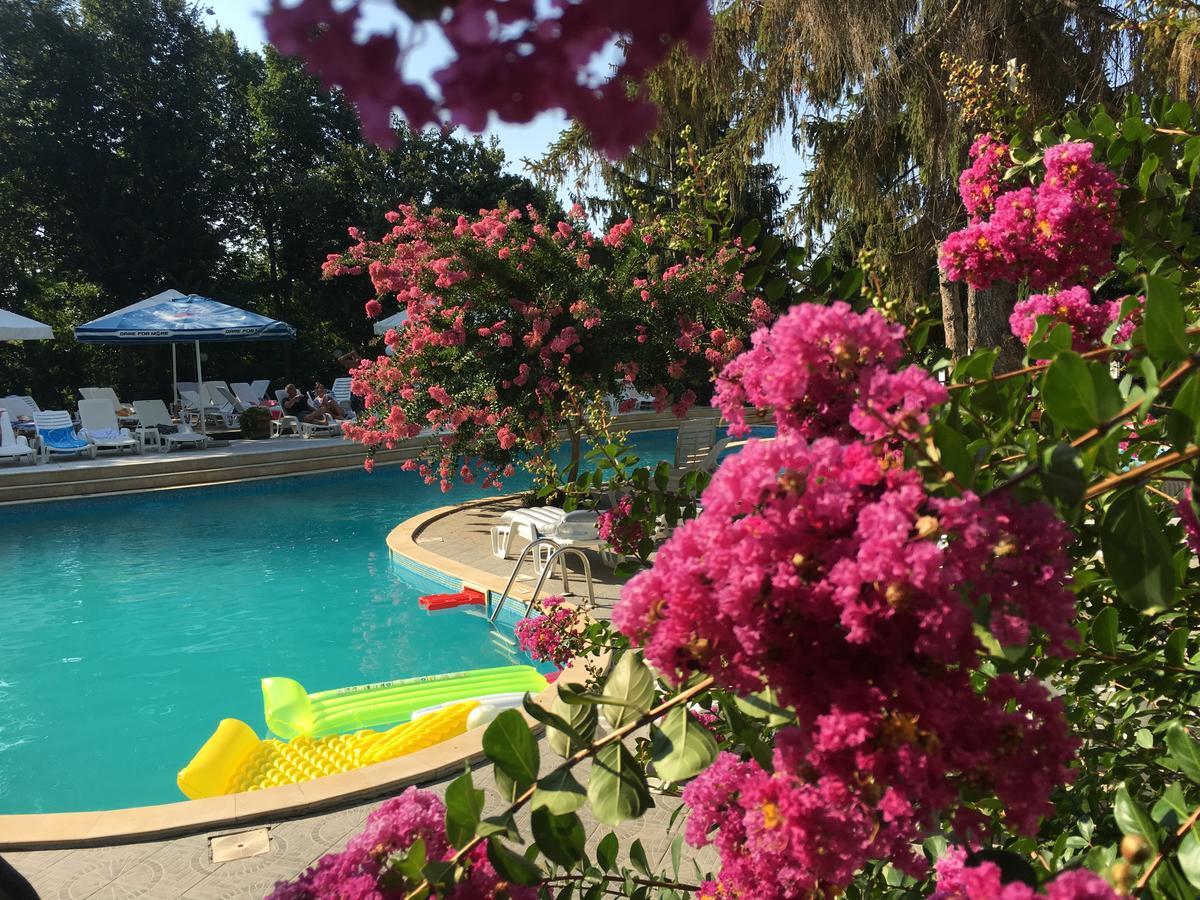 גולדן סנדס Park Hotel Briz מראה חיצוני תמונה