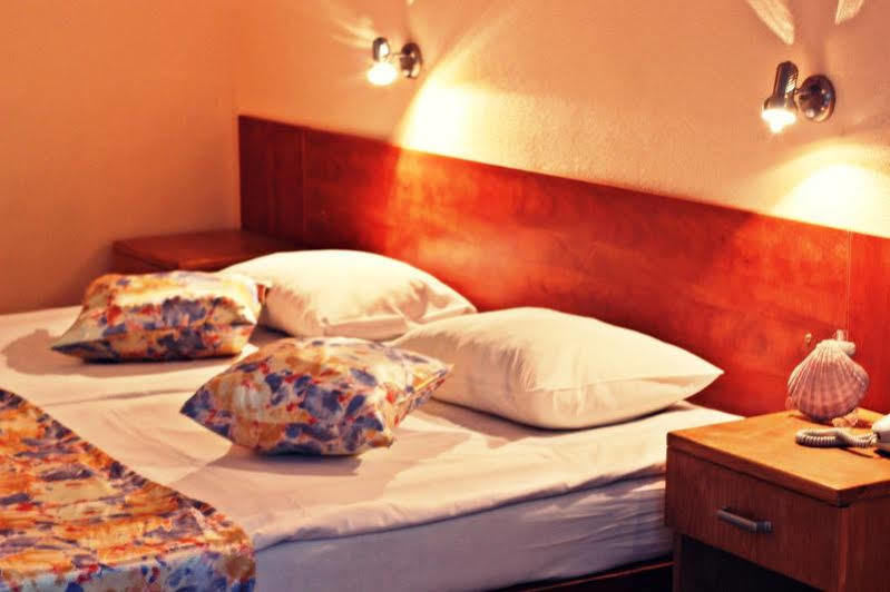 גולדן סנדס Park Hotel Briz מראה חיצוני תמונה