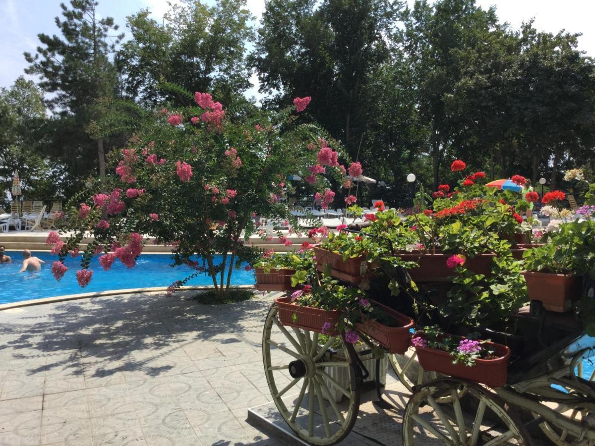 גולדן סנדס Park Hotel Briz מראה חיצוני תמונה